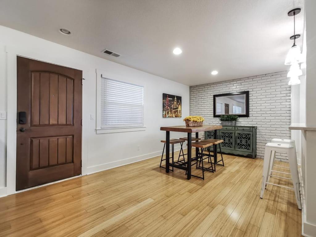 Plaza 2 King Br 2 Full Bth Villa Kansas City Exterior foto