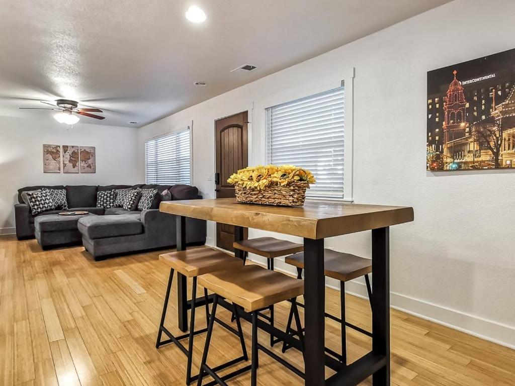 Plaza 2 King Br 2 Full Bth Villa Kansas City Exterior foto
